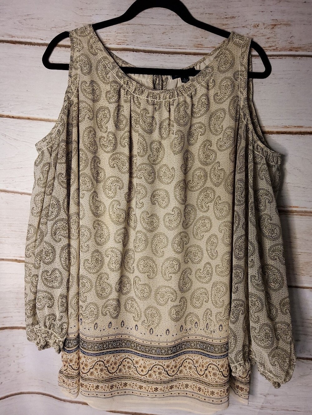Max Edition Beige Paisley Cold-Shoulder Blouse with Border Print